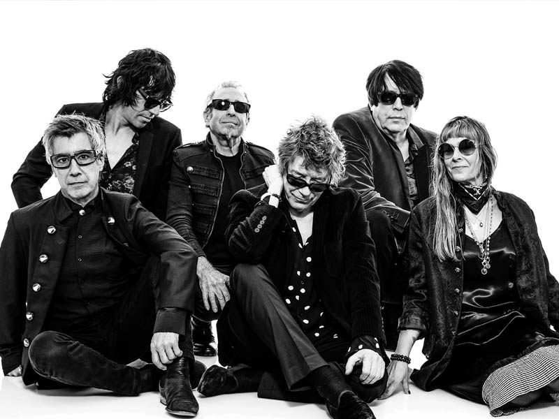 The Psychedelic Furs & Squeeze at Cadence Bank Amphitheatre